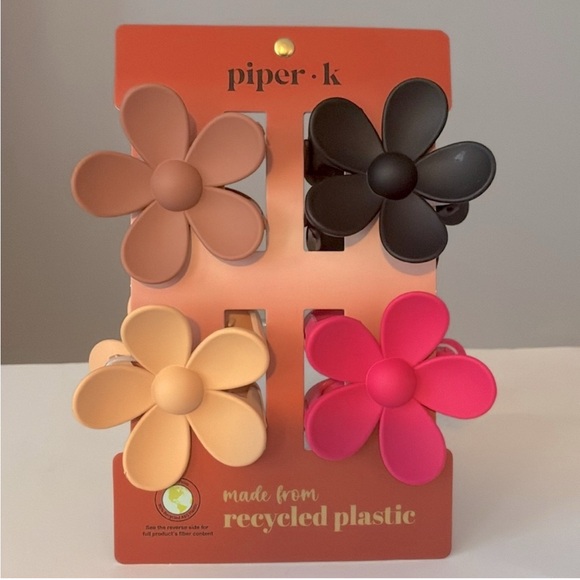 Piper K Floral Hair Clamps - Picture 1 of 3